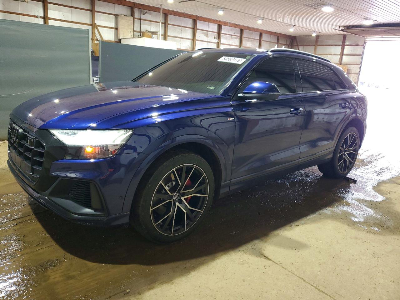 Salvage Audi Q8 Image