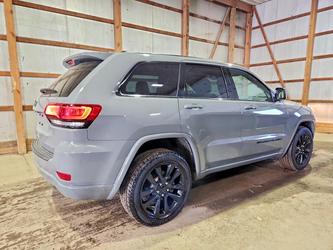 Jeep Cherokee Laredo E