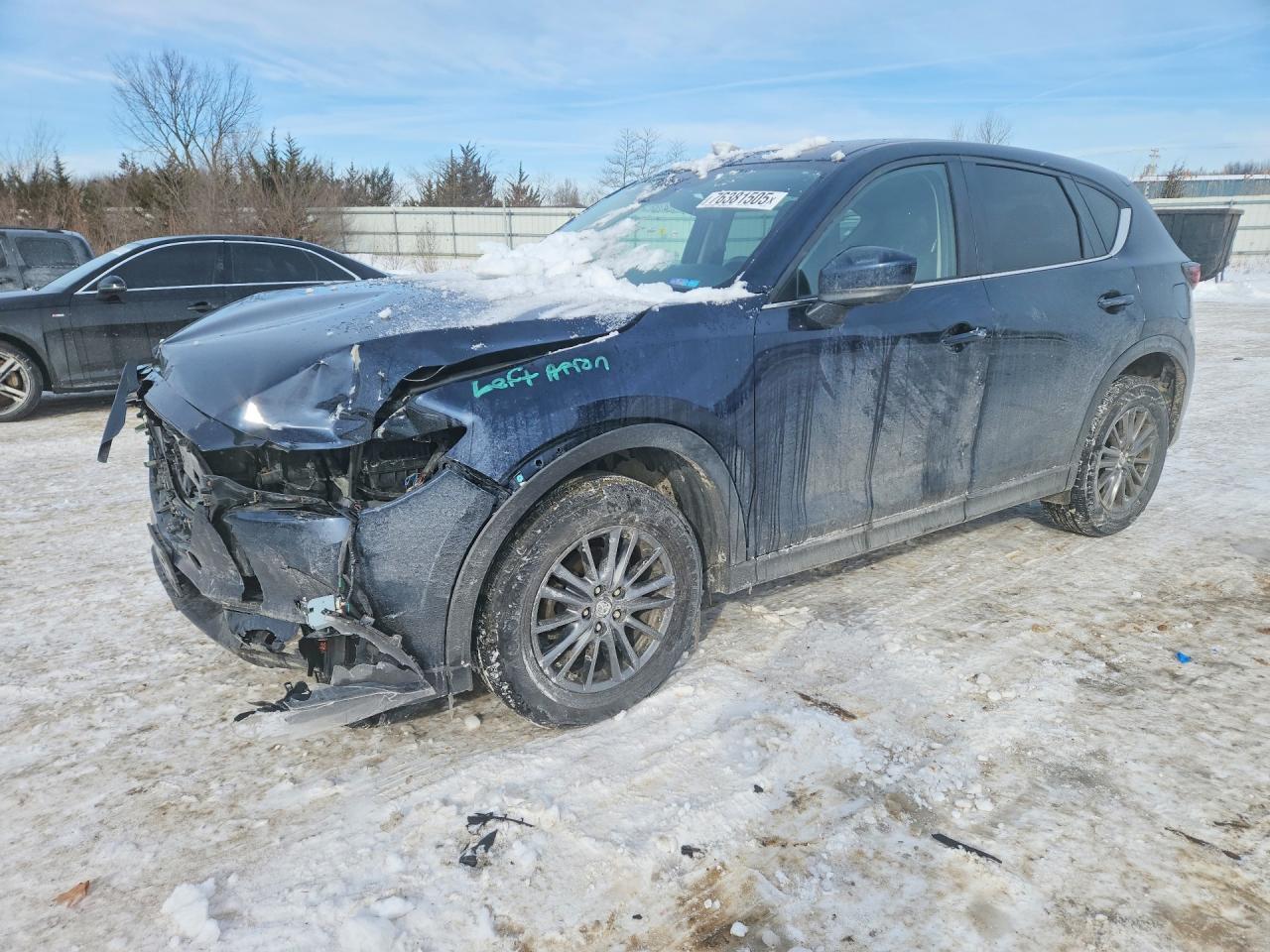 Salvage Mazda Cx Image