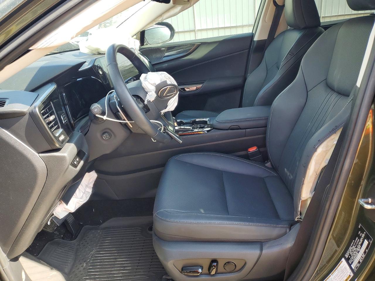 Lexus NX 350h Base