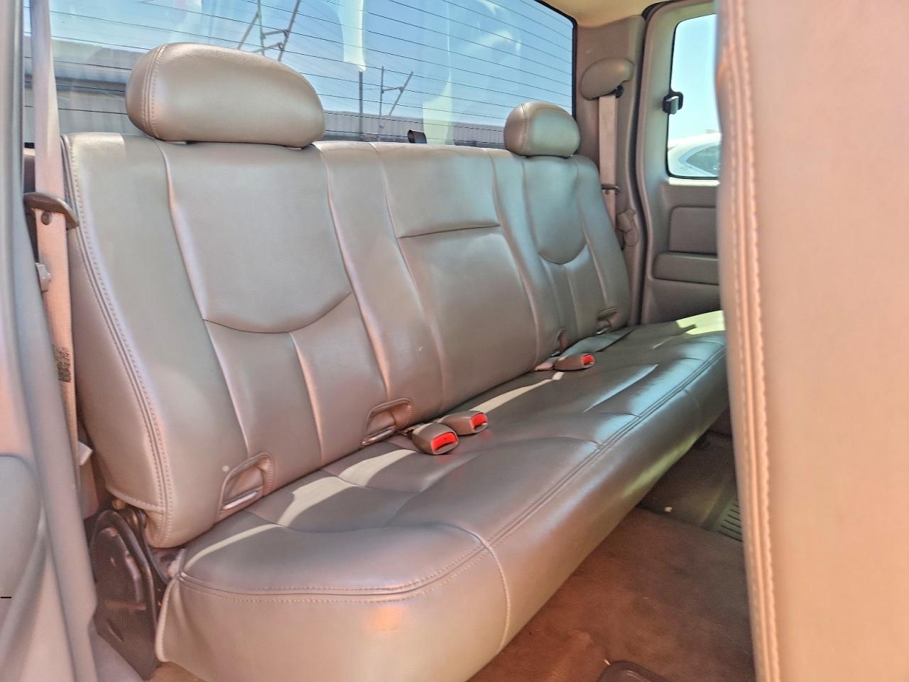 Chevrolet Silverado C1500