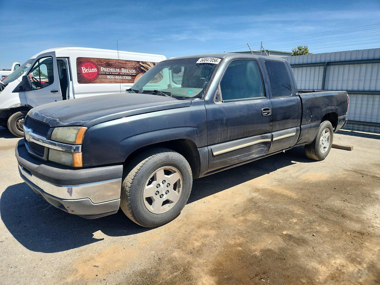 Salvage Chevrolet Silverado Image