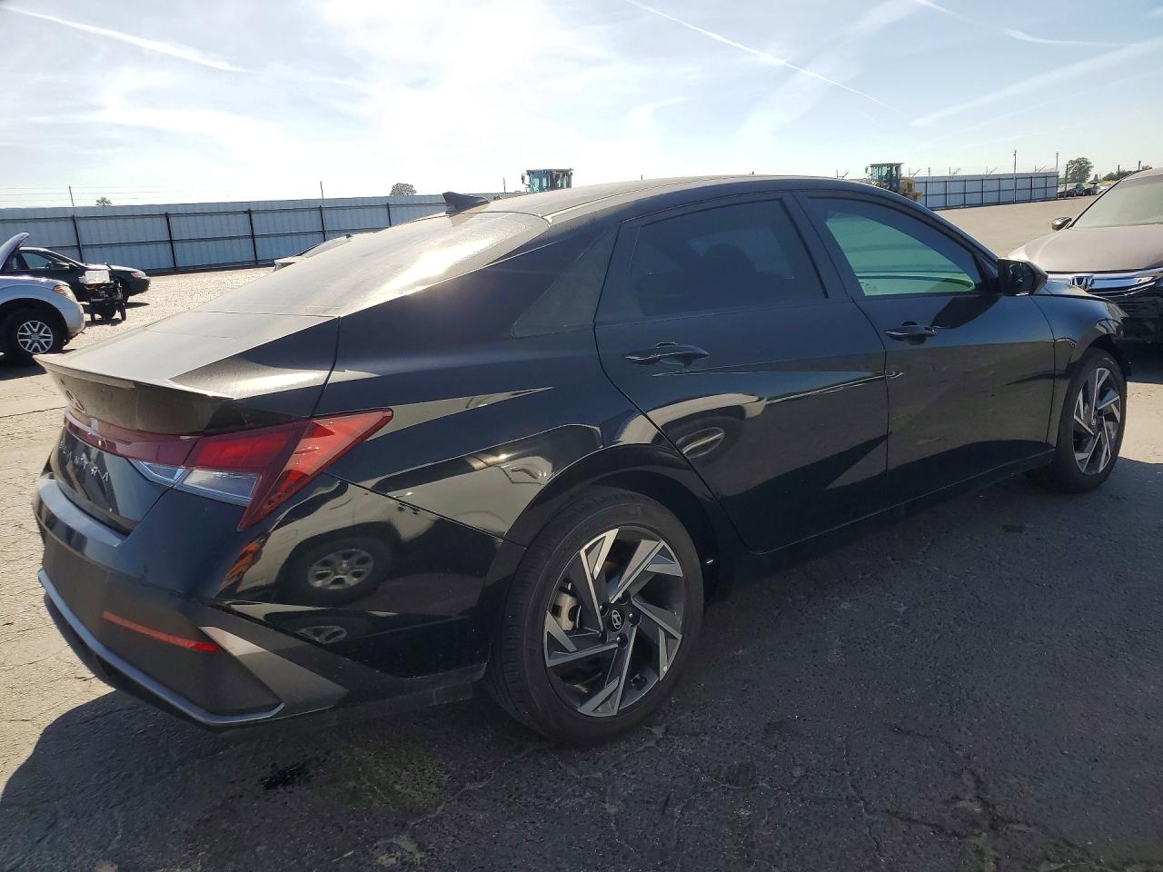Hyundai ELANTRA Sel Sport