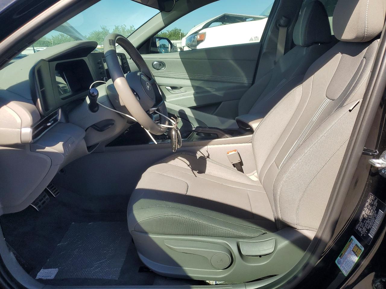 Hyundai ELANTRA Sel Sport