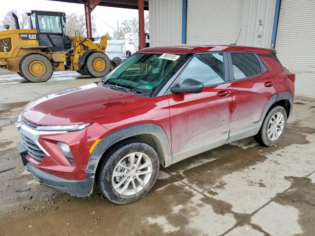 Salvage Chevrolet Trailblaze Image