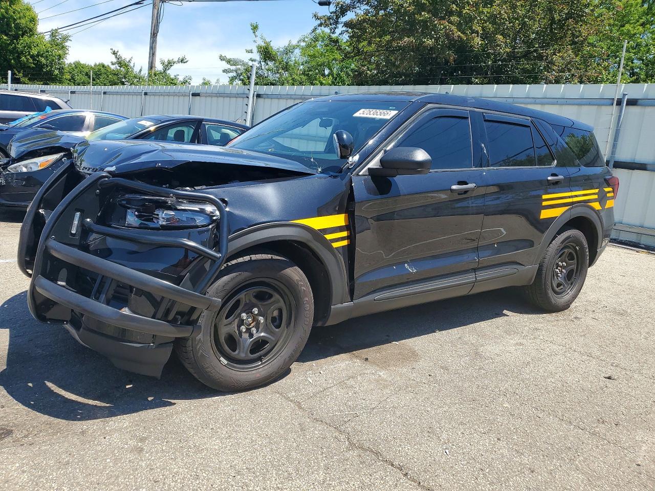 Salvage Ford Explorer Image
