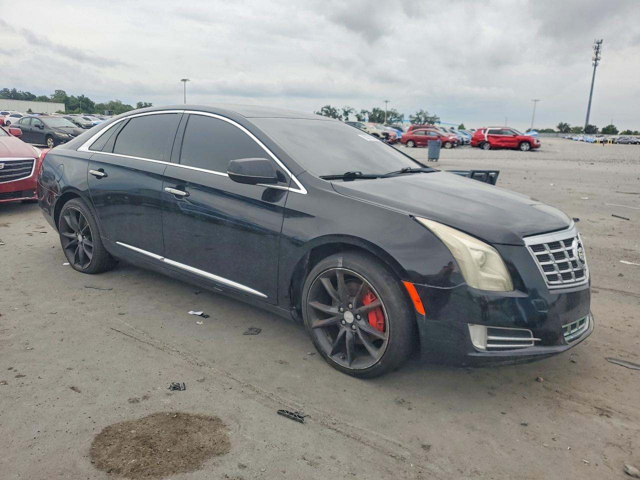 Cadillac XTS Luxury Collection