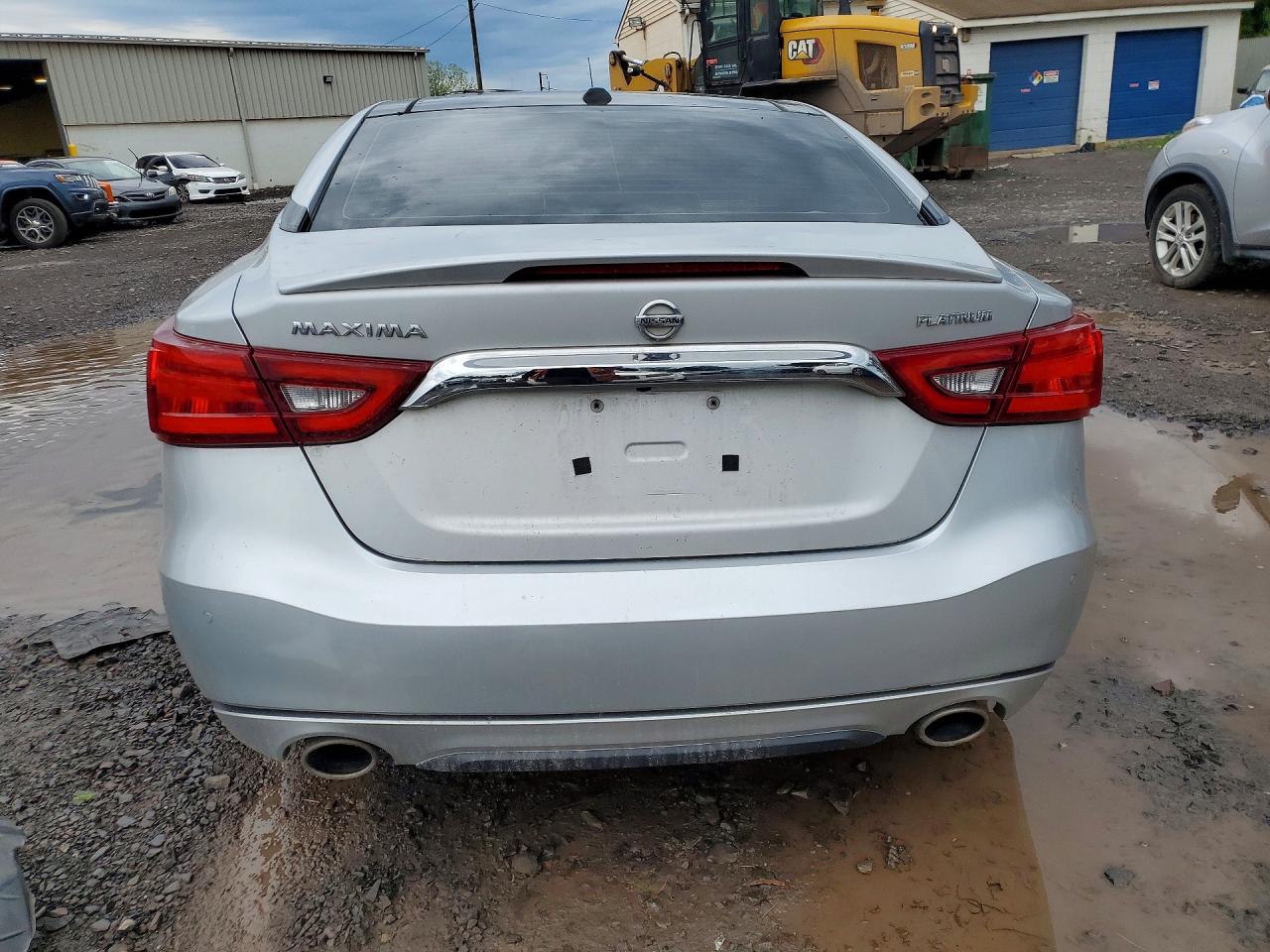 Nissan Maxima Platinum