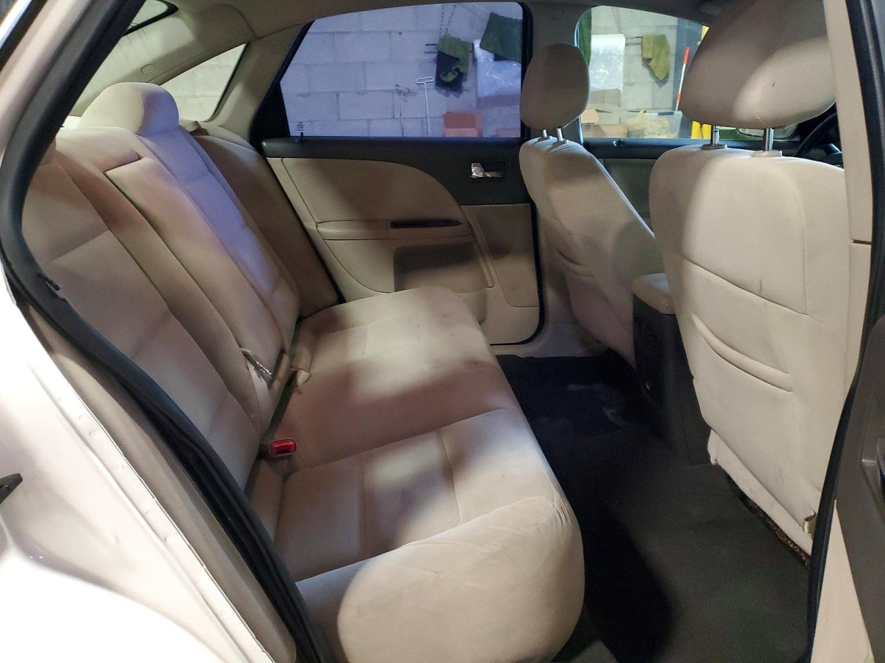 Ford Taurus Sel