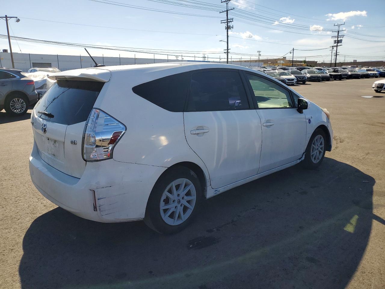 Toyota Prius Three