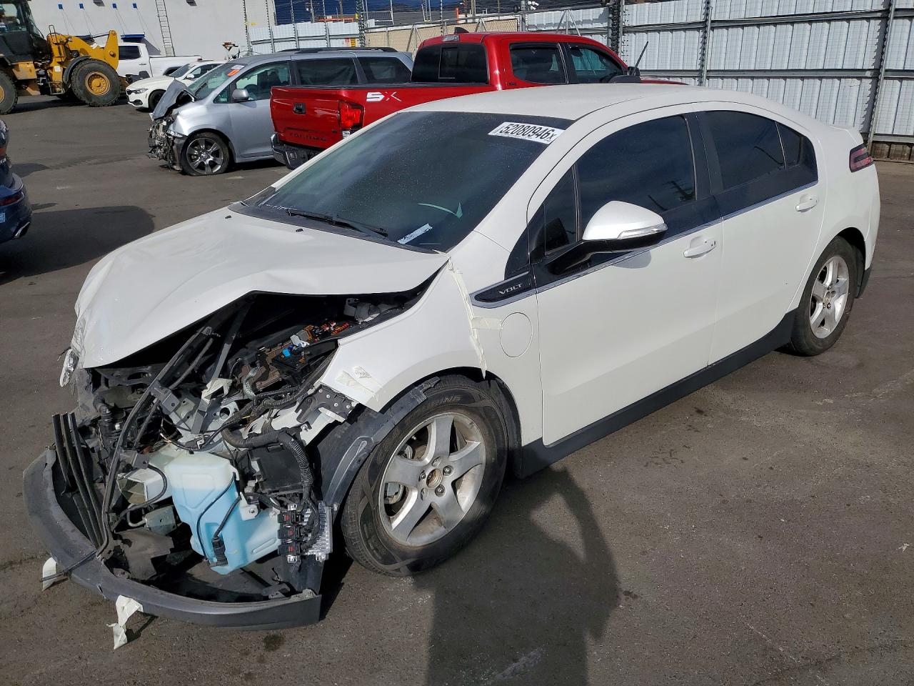 Salvage Chevrolet Volt Image