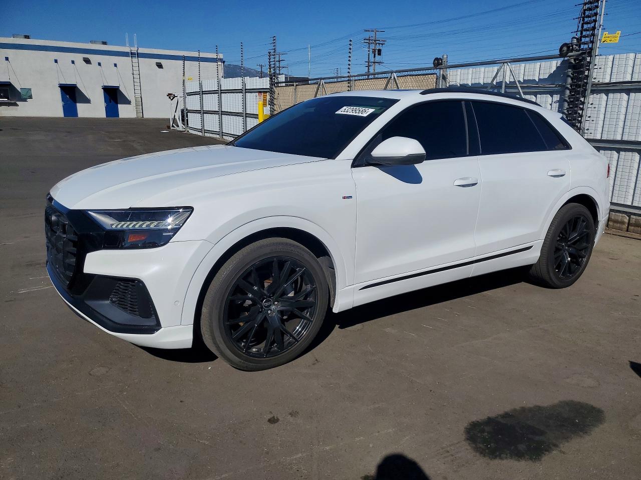 Salvage Audi Q8 Image
