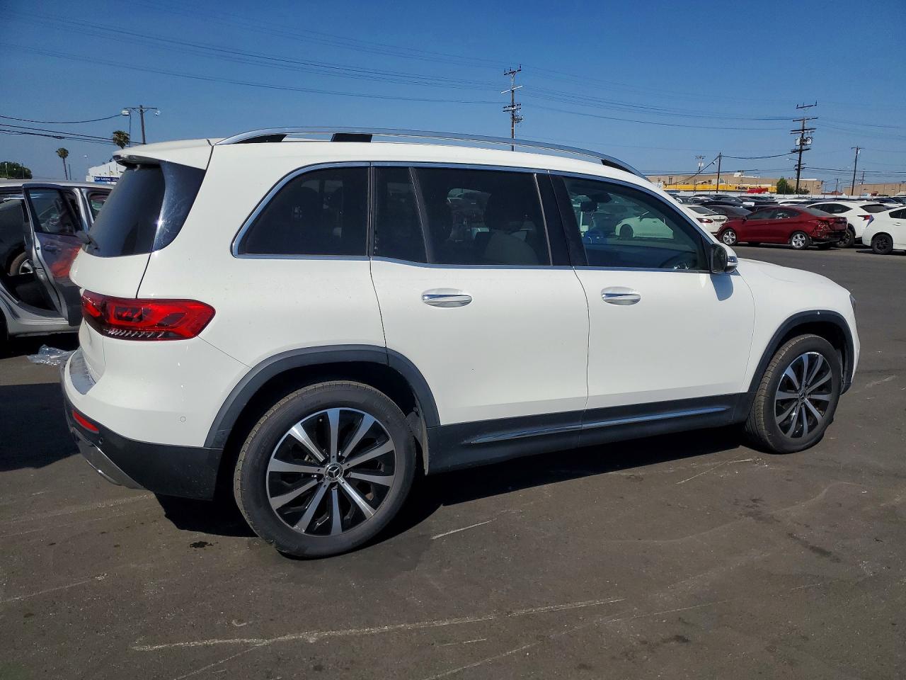 Mercedes-Benz GLB 250