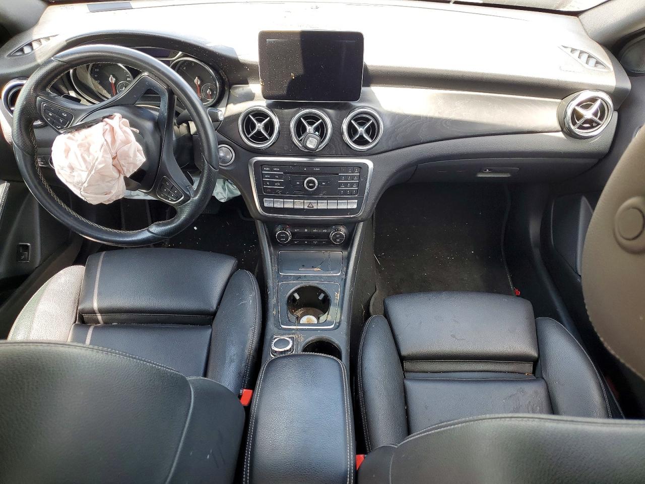 Mercedes-Benz GLA 250 4matic