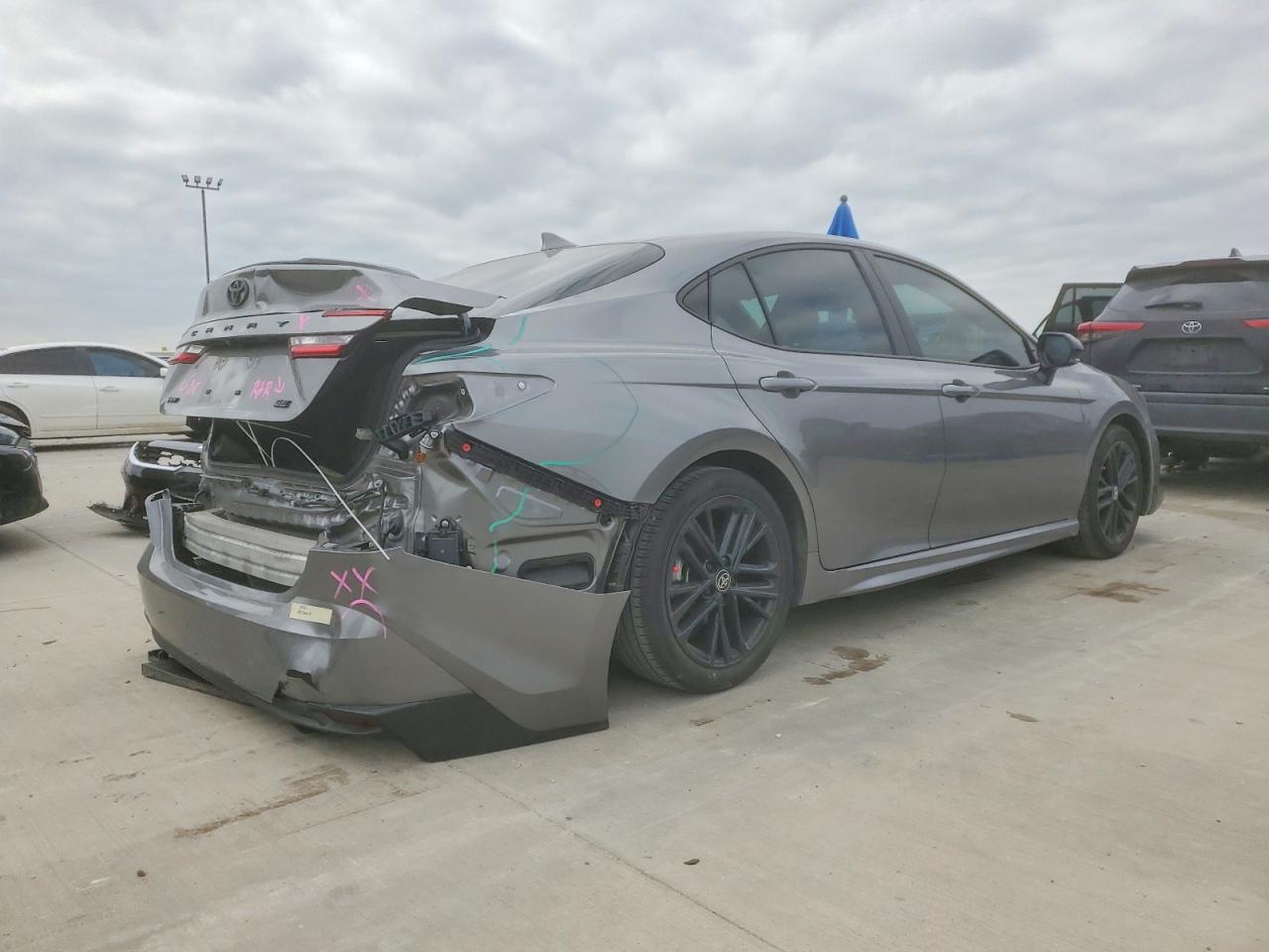 Toyota Camry Xse