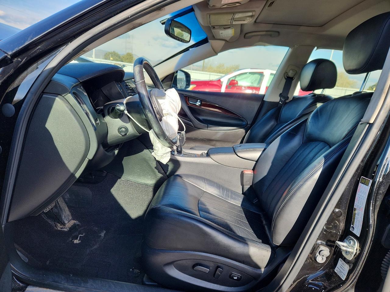 INFINITI Qx Base