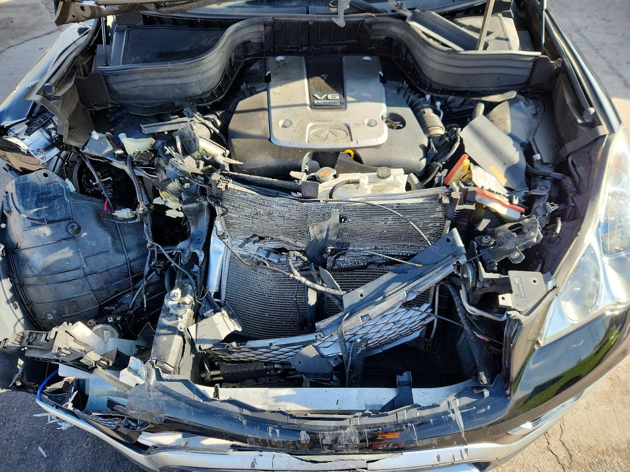 INFINITI Qx Base