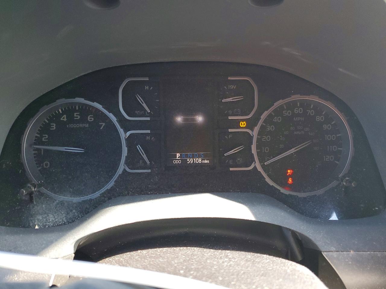Toyota Tundra Crewmax Sr5