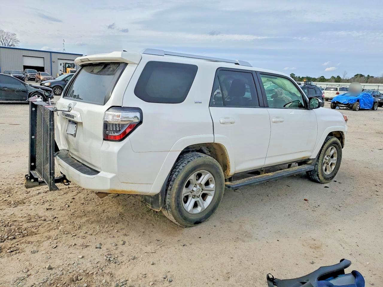 Toyota 4Runner Sr5
