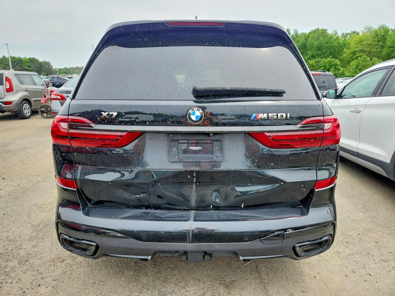 BMW X Series M50i