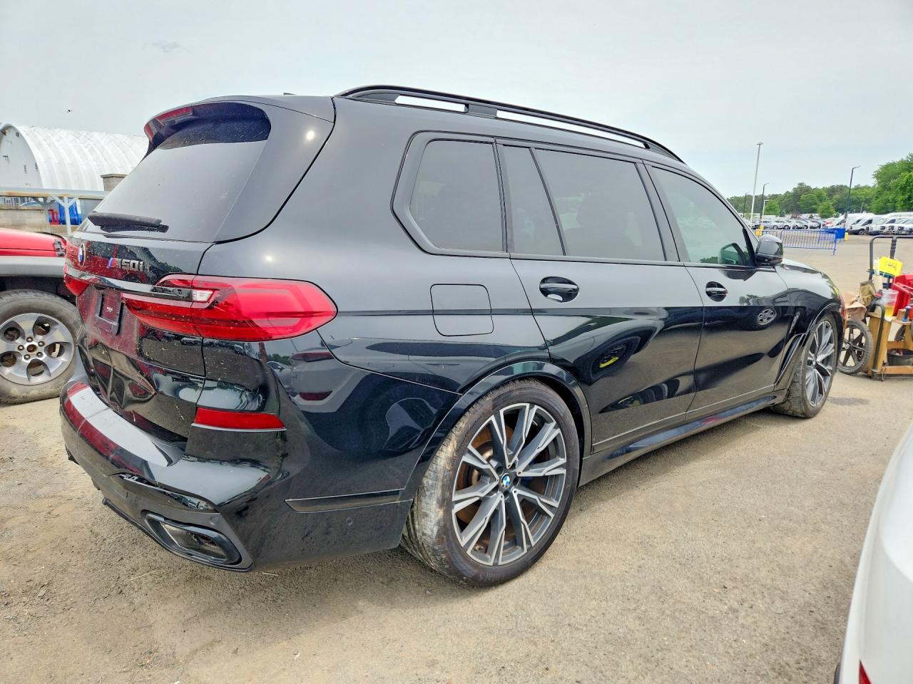 BMW X Series M50i