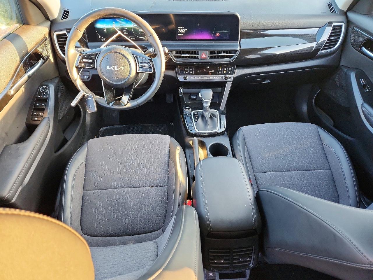 Kia Seltos S