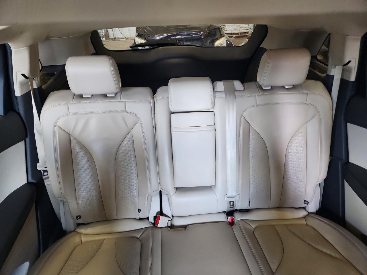 Lincoln Nautilus Select
