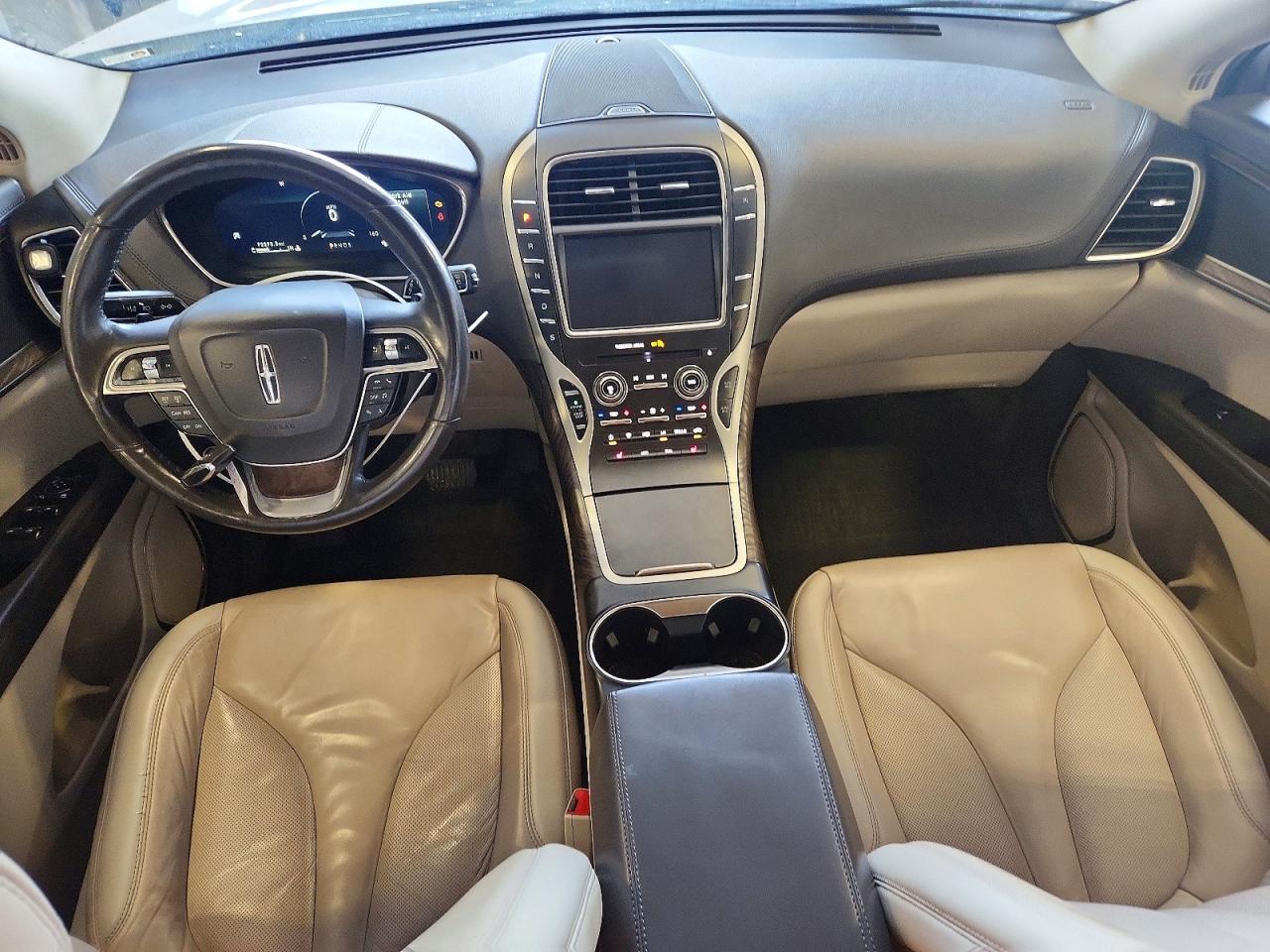 Lincoln Nautilus Select