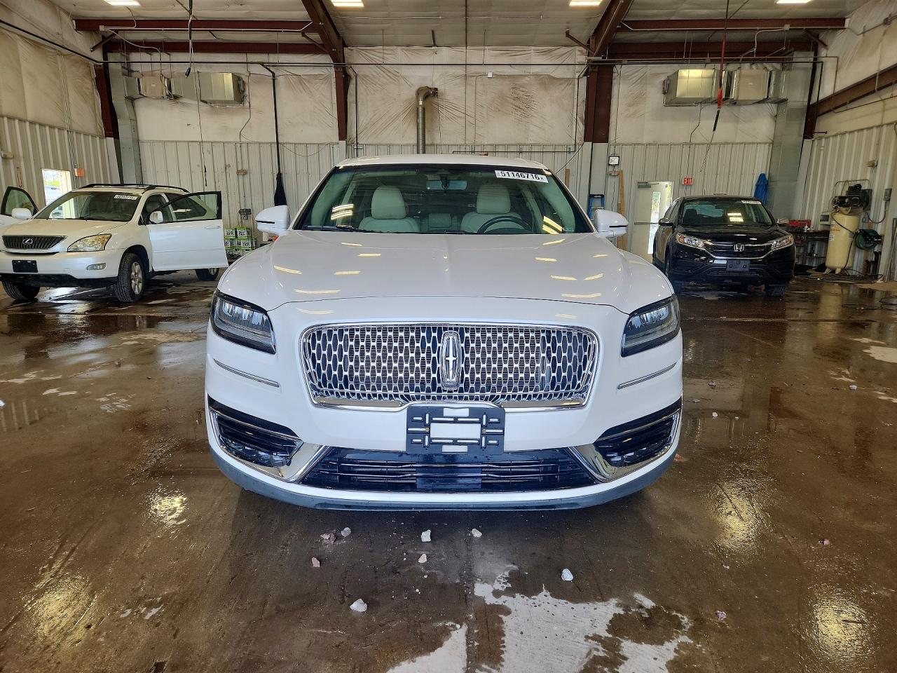 Lincoln Nautilus Select