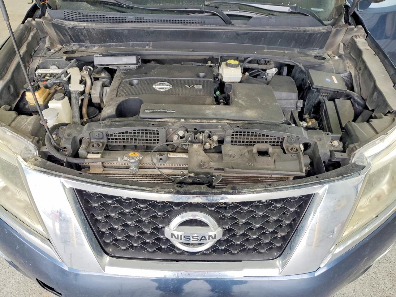 Nissan Pathfinder S