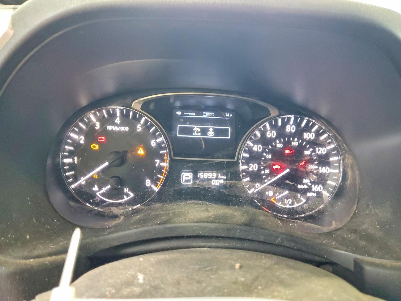 Nissan Pathfinder S