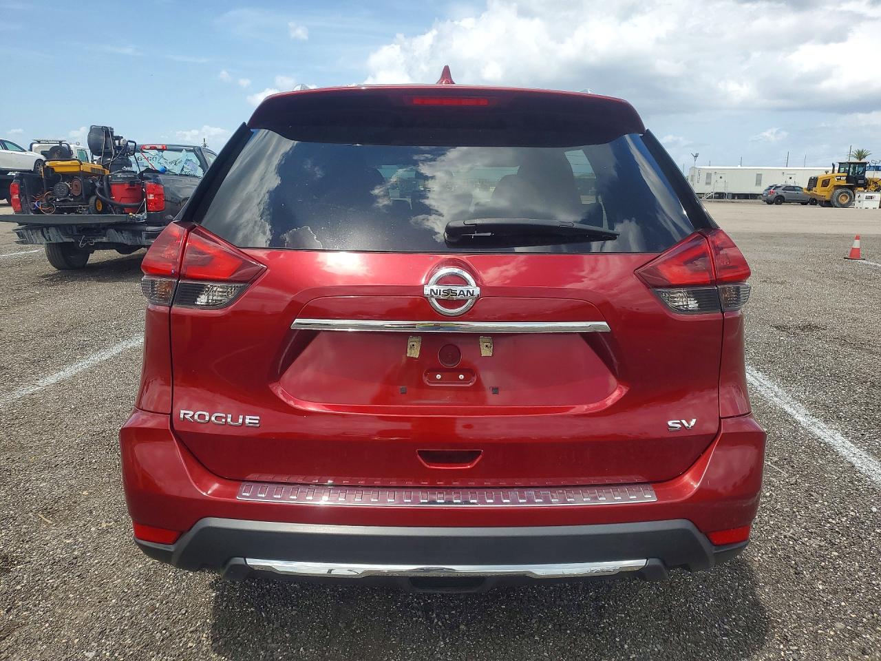 Nissan Rogue S