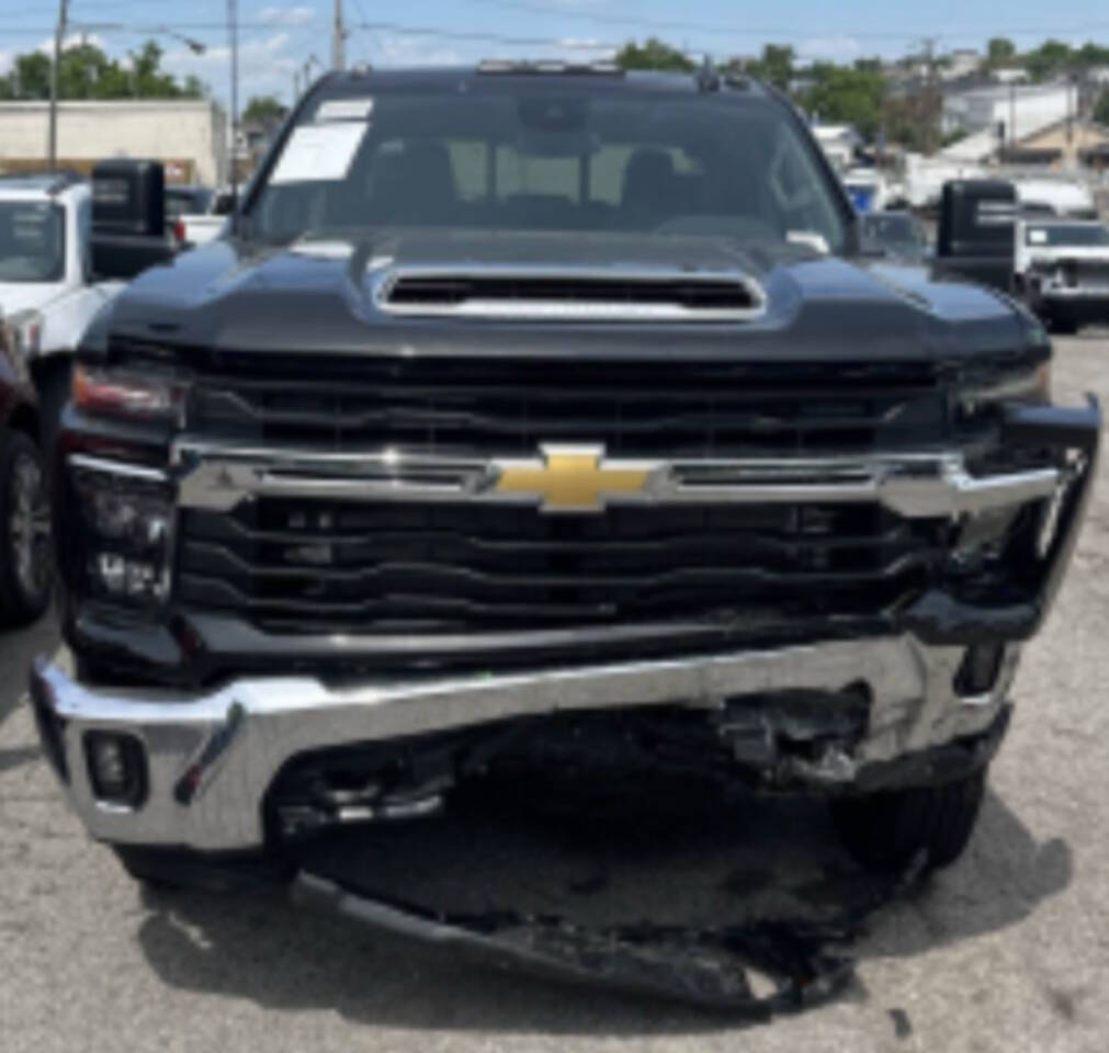 Chevrolet Silverado 3500 Lt 4x4 4dr Crew Cab Lb Drw