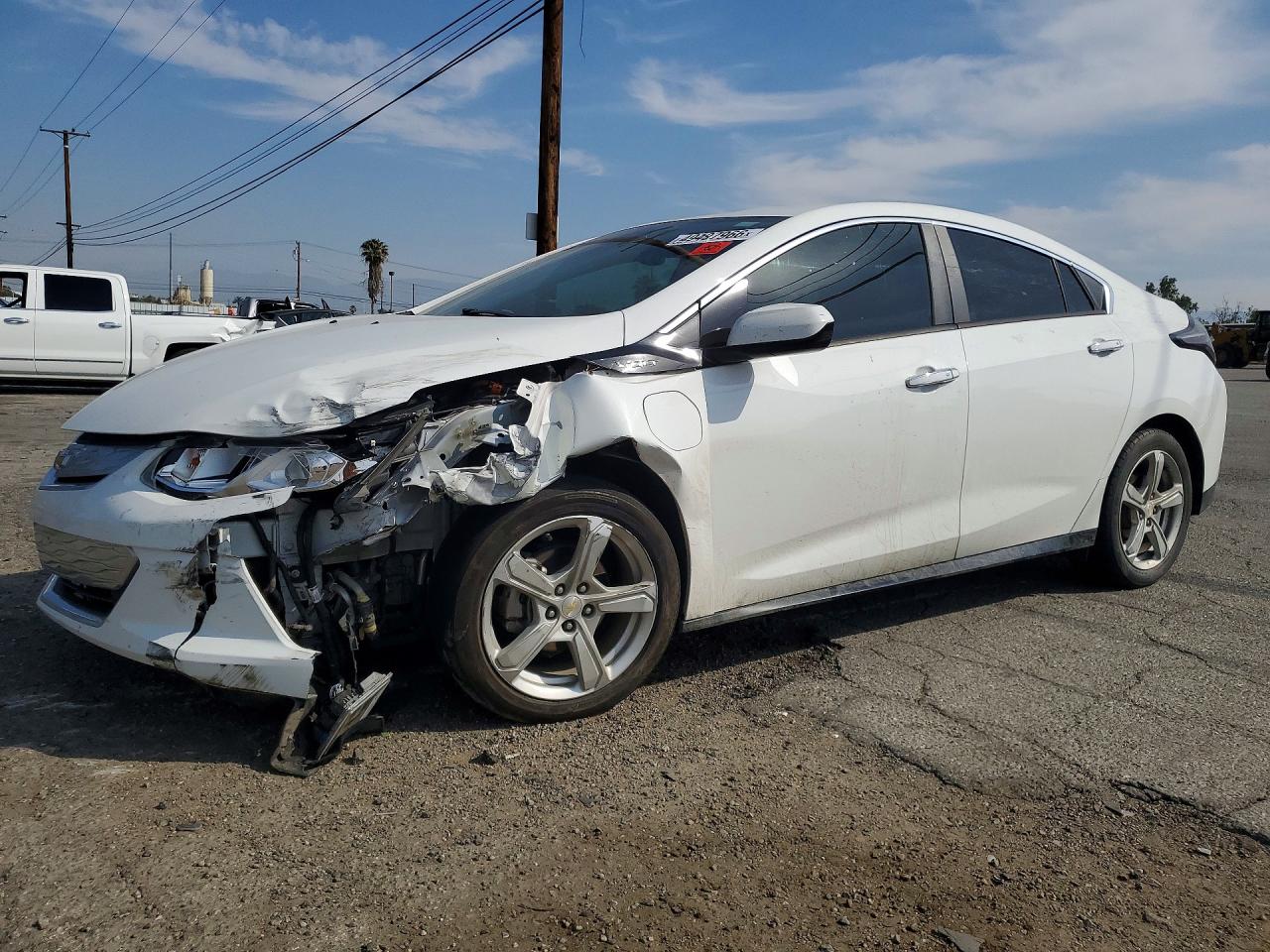 Salvage Chevrolet Volt Image
