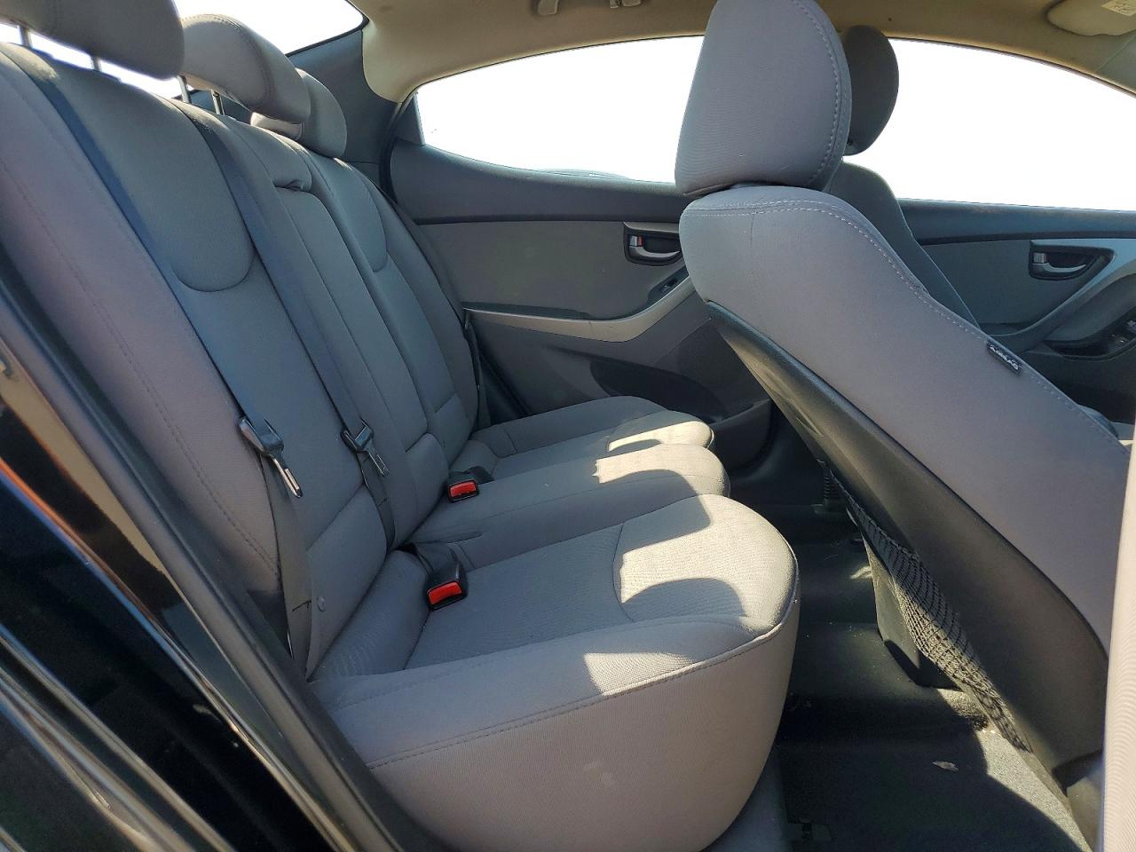 Hyundai ELANTRA Se