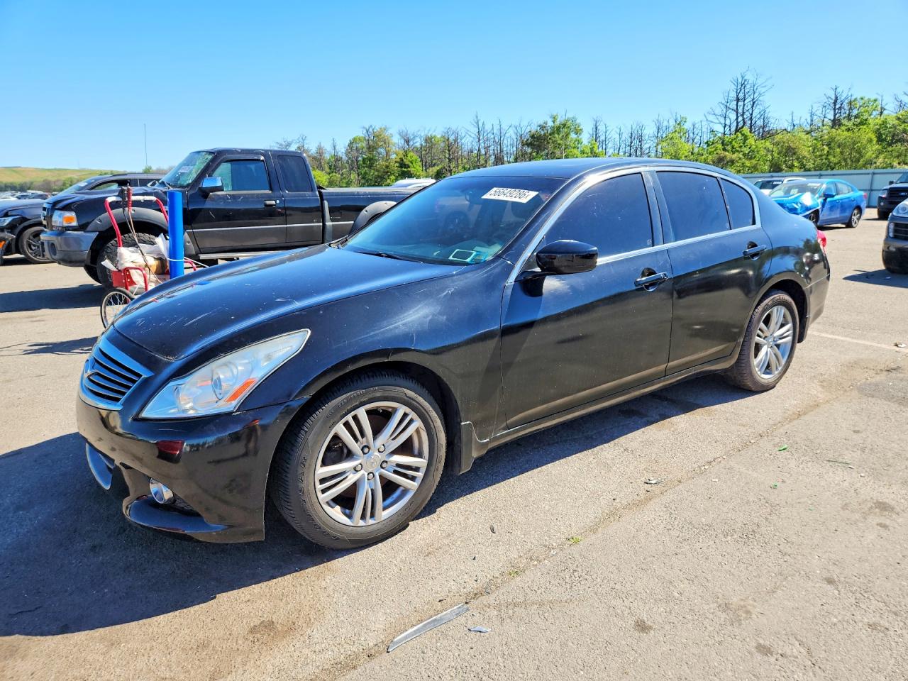 Salvage INFINITI G37 Image