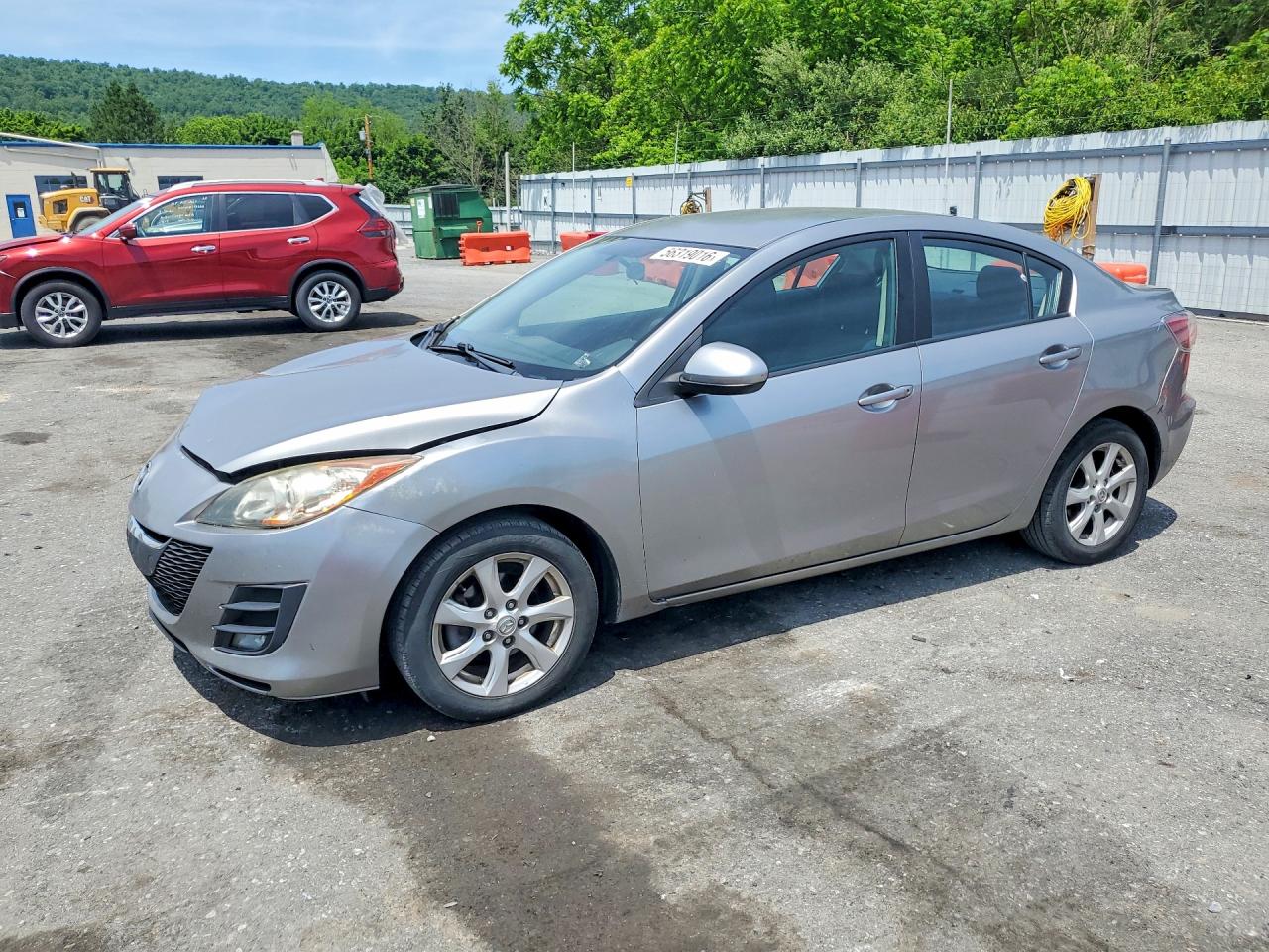Salvage Mazda 3 Image