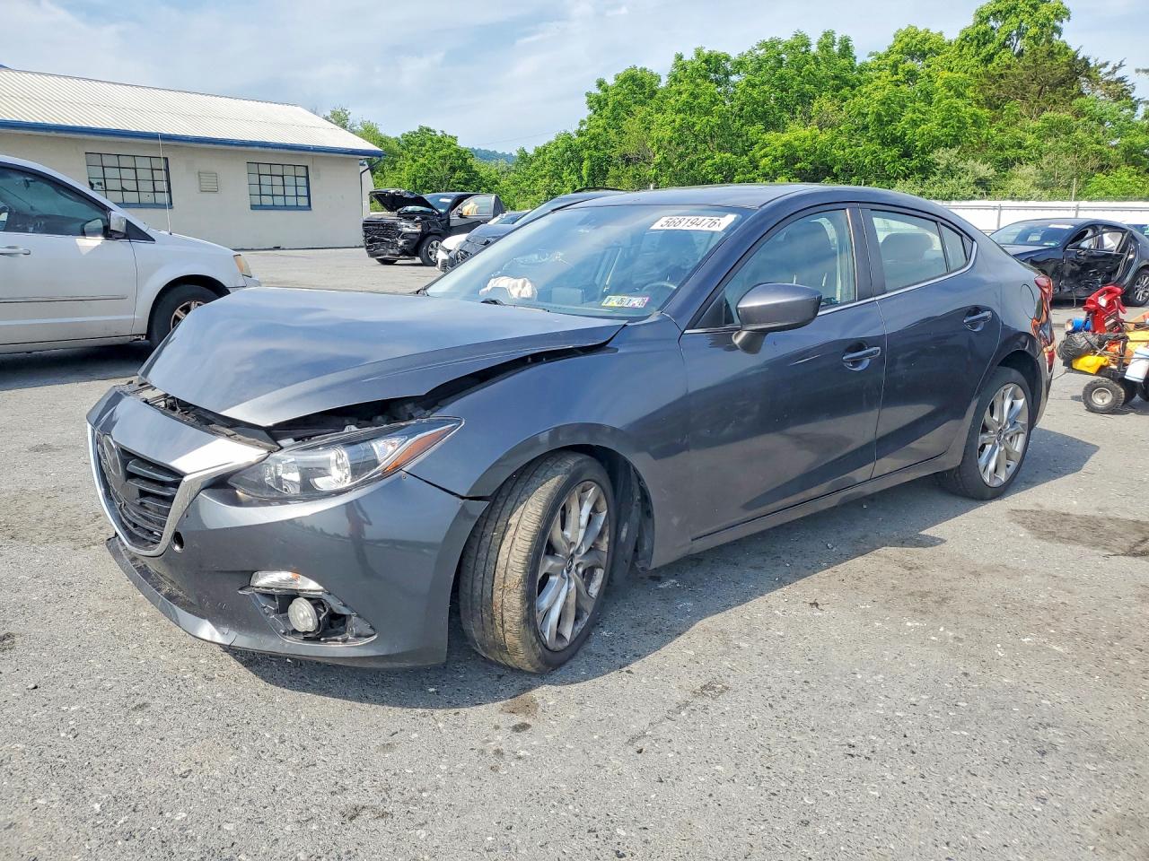 Salvage Mazda 3 Image