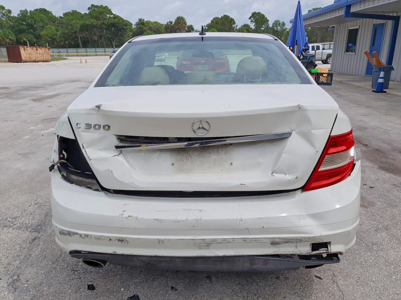 Mercedes-Benz C-Class 300