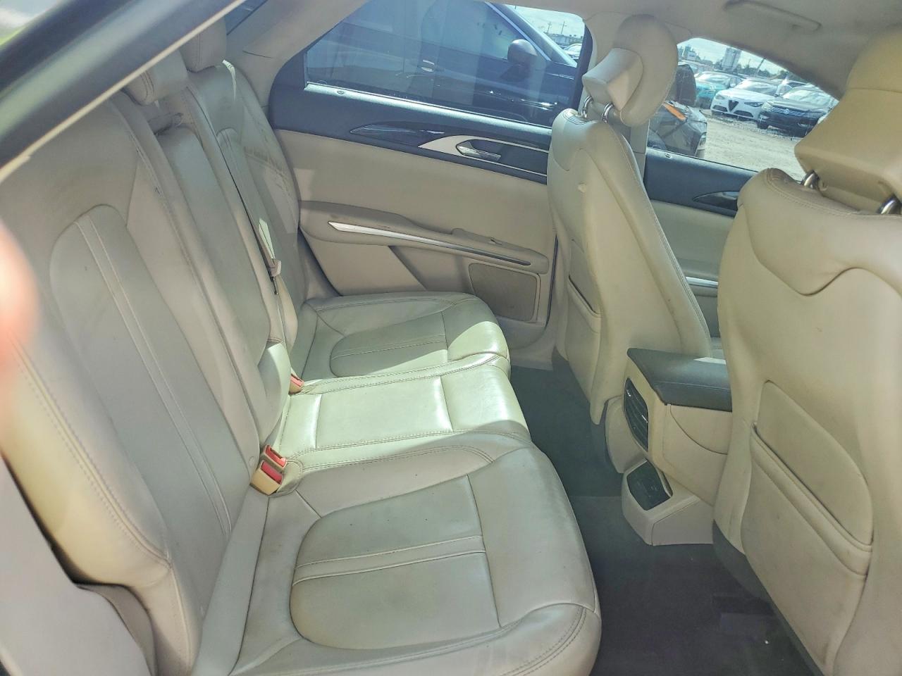 Lincoln MKZ