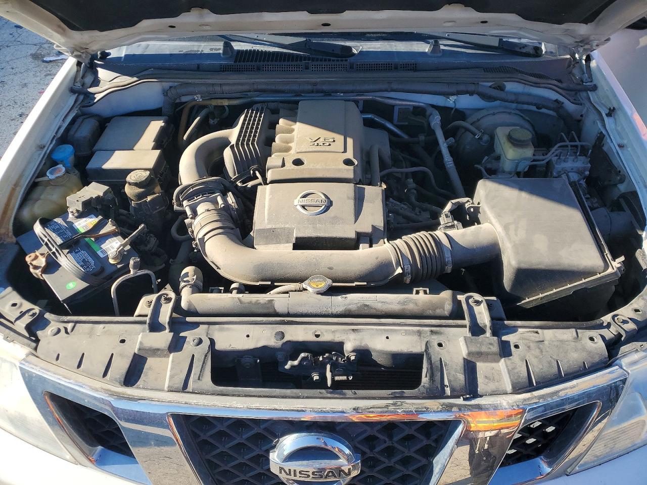 Nissan Frontier S