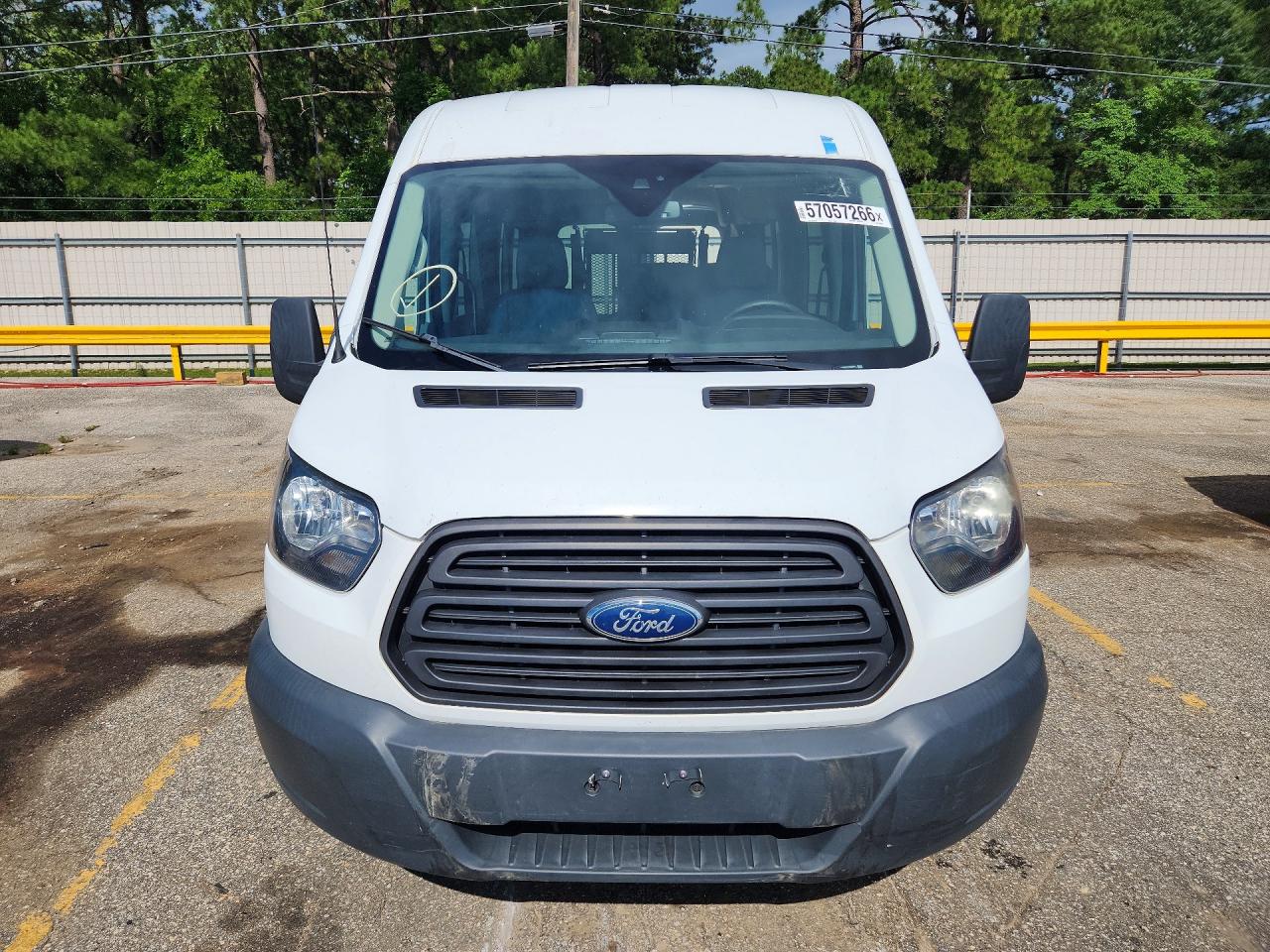 Ford Transit T-350