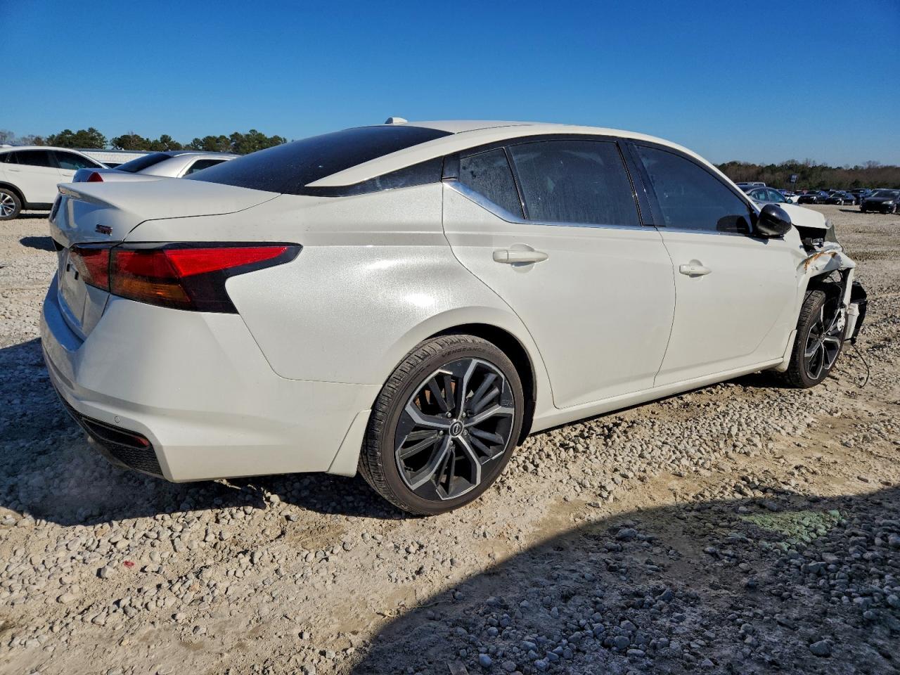 Nissan Altima Sr