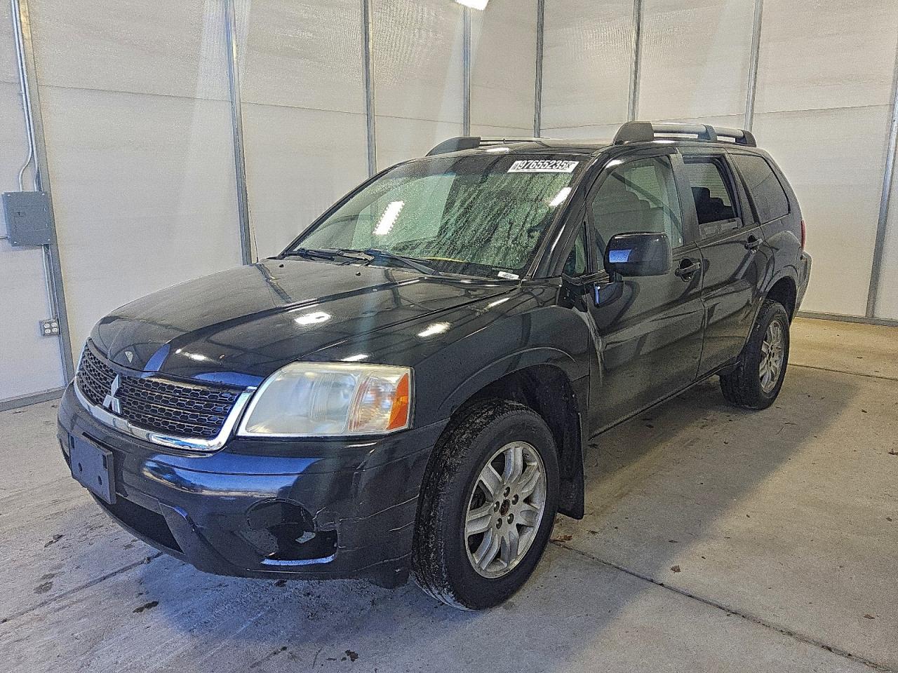 Salvage Mitsubishi Endeavor Image