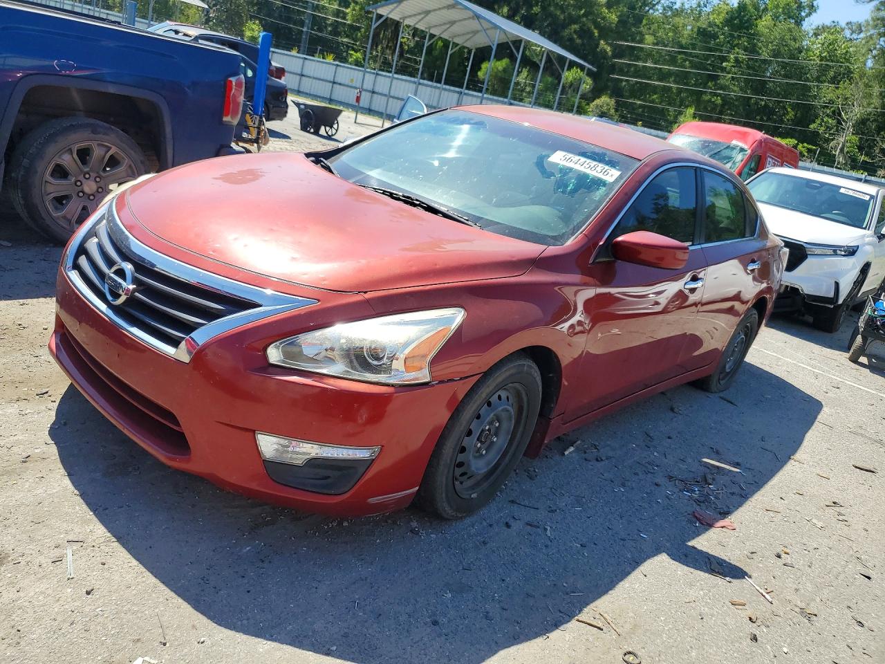 Salvage Nissan Altima Image