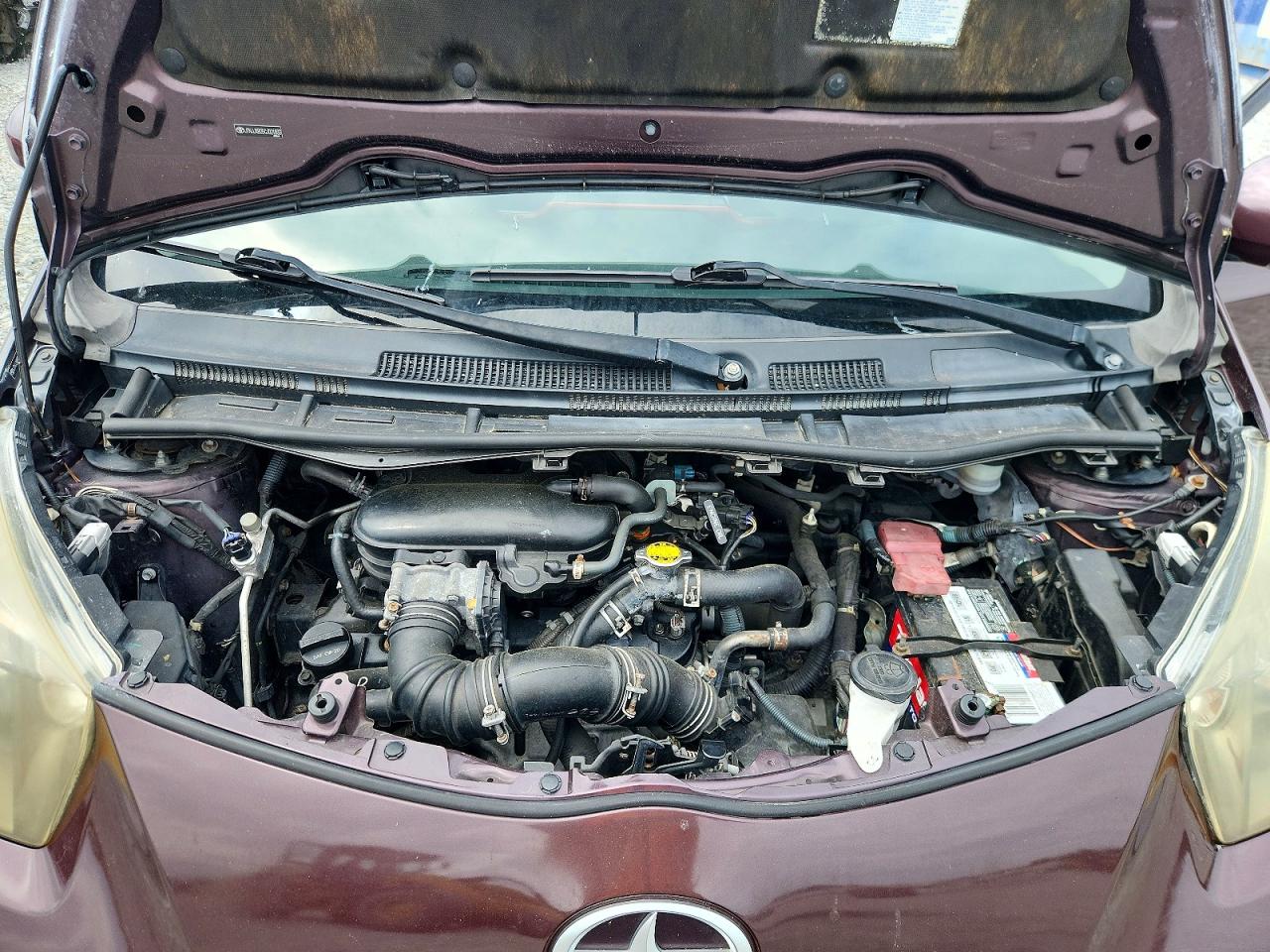 Scion iQ Base
