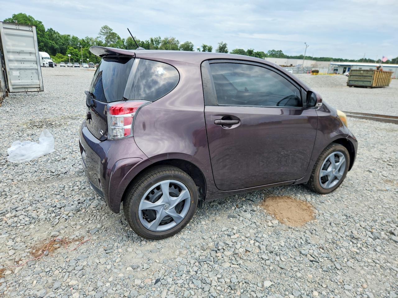 Scion iQ Base