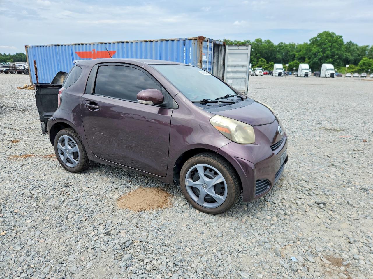 Scion iQ Base