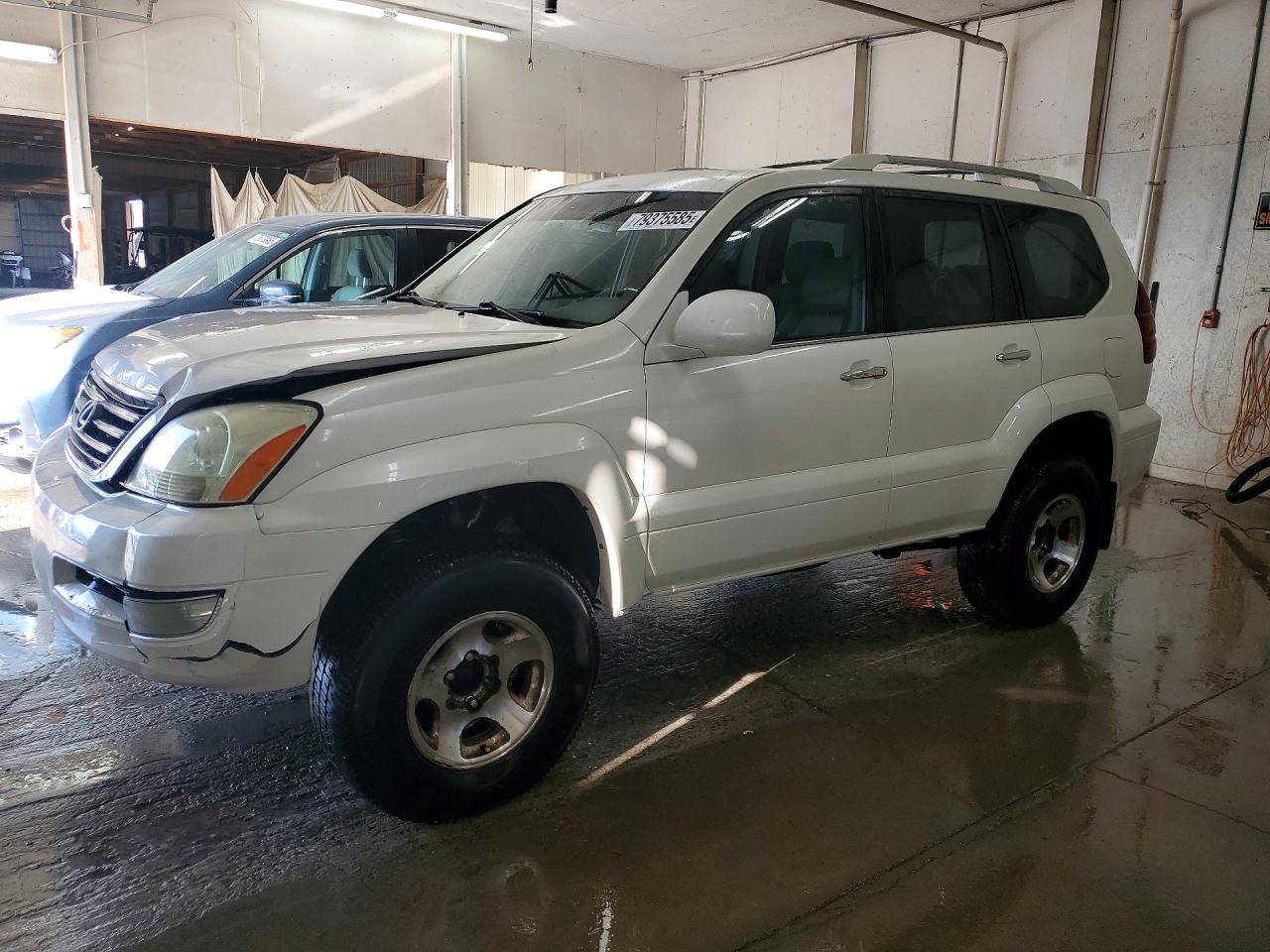 Salvage Lexus Gx Image
