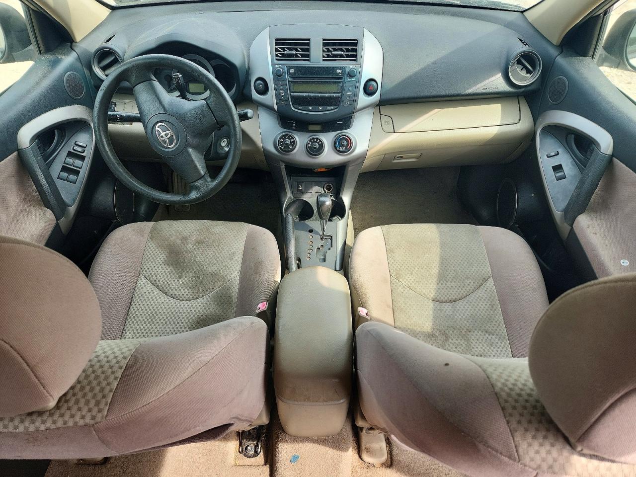 Toyota RAV4 Base